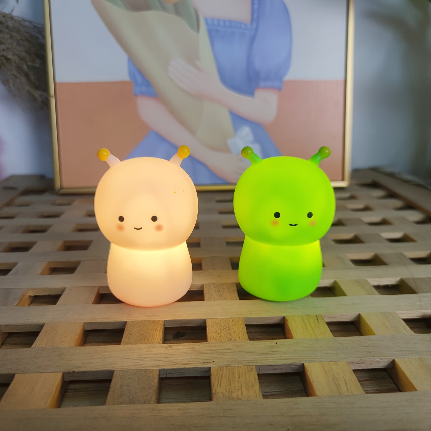 Dino & Bug Glow Pals